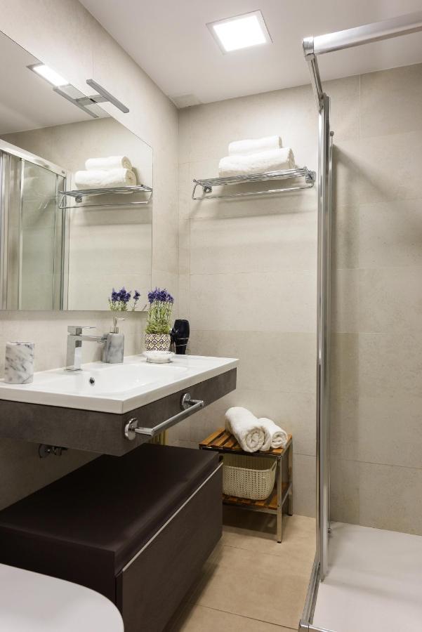 Apartamento Centrico Parking Aire Acondicionado Y Wifi Гранада Екстер'єр фото